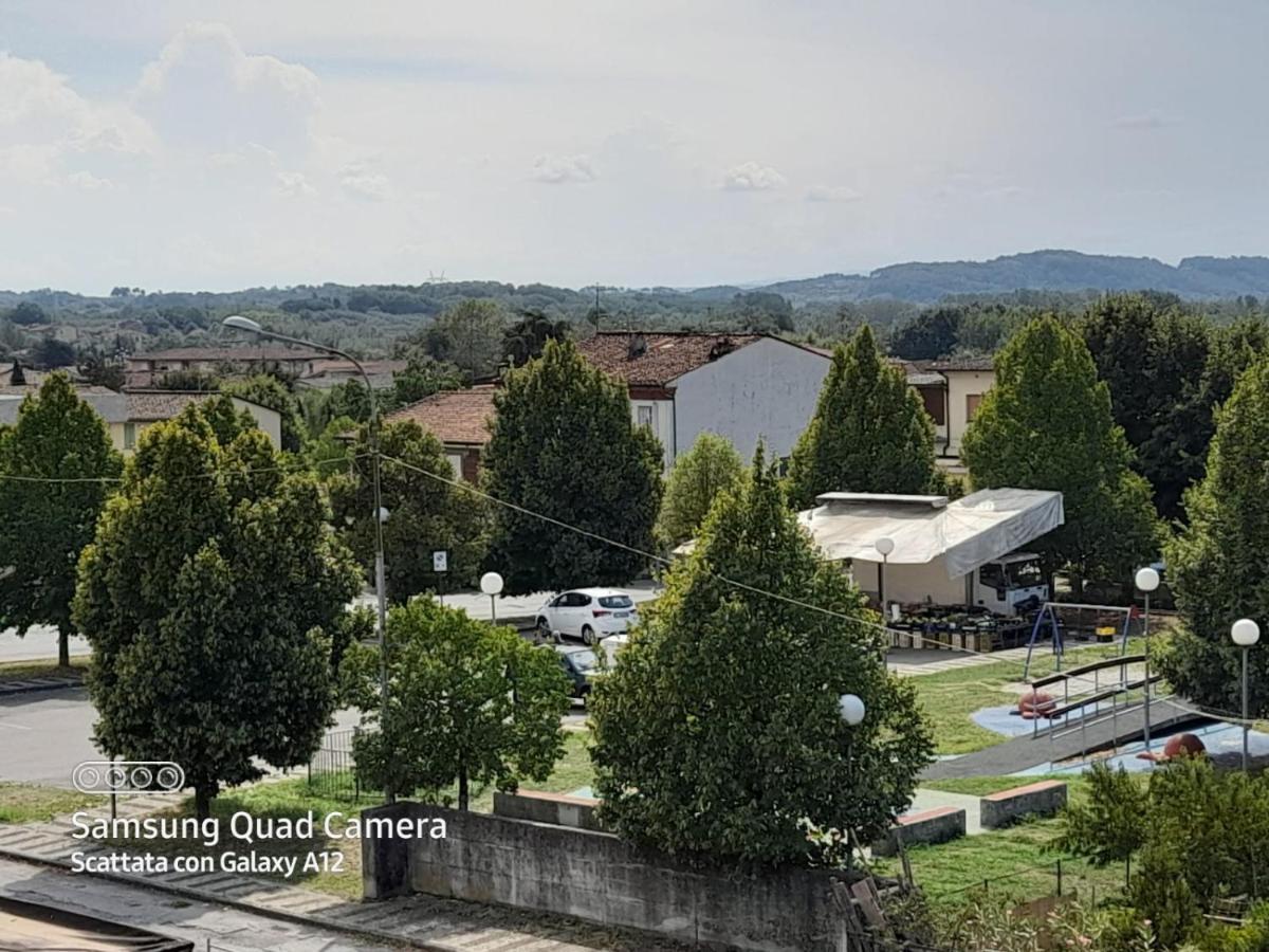 Apartmán La Casa Di Debby Parcheggio Wi-Fi , Aria Condizionata Gratuiti Capannori Exteriér fotografie